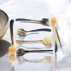 ช้อนเขาควายทำด้วยมือส้อมวัวและชุดมีดแตรผลิตภัณฑ์เครื่องครัวธรรมชาติและของตกแต่งบ้านจาก RM International - Product Image 1