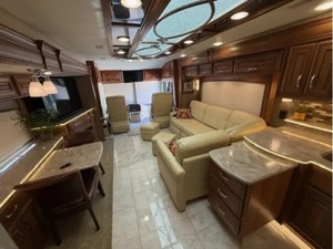 PROVEEDOR DE Autocaravana Usada Entega Coach Anthem 44 B 2017 con Motor Diésel en Venta - Product Image 3
