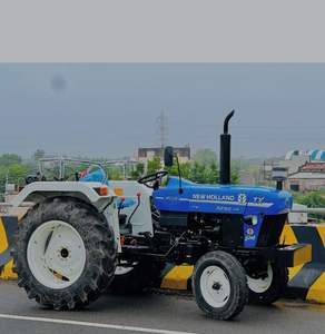Tractor agrícola New Hollands 4WD bastante usado, alto rendimiento, compre calidad premium, entrega rápida. - Product Image 2