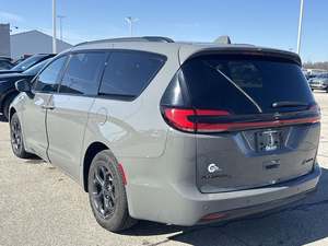 EN PERFECTAS CONDICIONES, CHRYSLER PACIFICA HYBRID TOURING 2021, TRACCIÓN DELANTERA, TRANSMISIÓN AUTOMÁTICA, ASIENTOS DE CUERO - Product Image 6