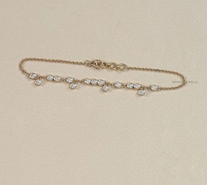 Earth Mind Pulsera minimalista de oro sólido de 14 quilates con cadena de diamantes Conjunto de bisel Brazaletes delicados de moissanita de diamantes naturales - Product Image 5