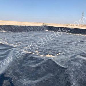 Composite geomembrane 2mm <span class=keywords><strong>HDPE</strong></span> với lớp vải địa kỹ thuật để khai thác bãi chôn lấp AO và kỹ thuật môi trường - Product Image 1