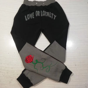 Survêtement en molleton de coton pour hommes avec logo brodé de haute qualité et broderie en chenille survêtement pour hommes de la meilleure qualité sweat à capuche personnalisé - Product Image 2