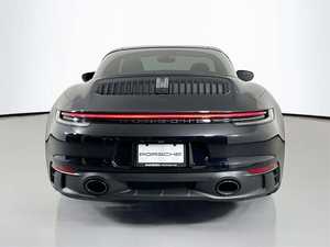 รถปี 2024 รุ่น 911 Targa 4 GTS Turbo Cabriolet พวงมาลัยซ้าย ขับเคลื่อนสี่ล้อ เกียร์อัตโนมัติ เบาะหนังสีเข้ม หลังคาซันรูฟแบบพาโนรามา - Product Image 5