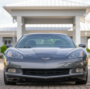 Chevrolet Corvette Coupé LS3 V8 3LT Trim 2011 Usado en Buen Estado con Escape de Rendimiento de Doble Modo, de Propietario del Sur - Product Image 1