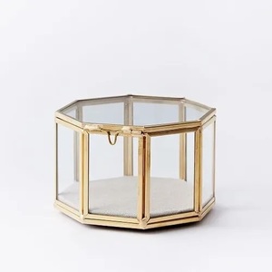 Caja de regalo de almacenamiento de joyería cosmética de Metal, caja de joyería de exhibición de cristal dorado, baratija de maquillaje transparente decorativa para el hogar - Product Image 3