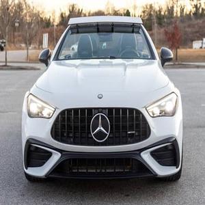 Mercedes-AMG CLE53 Cabriolet d'occasion 2025, moteur 3.0L turbocompressé I6, transmission automatique 4x4/AWD (9 vitesses) - Product Image 1