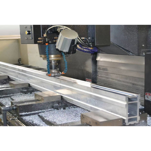 Extrusiones de aluminio mecanizadas para equipos de automatización y marcos de maquinaria - Product Image 4