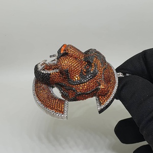 Or jaune 14K plus de 2.50 ct Moissanite ronde taille princesse Pendentif Roi Lion pour homme plaqué or style Hip Hop - Product Image 2