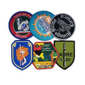 Étiquettes brodées 3D en relief, autocollantes, avec bordure surjetée, logo créatif, applique brodée pour vêtements2 - Product Image 5