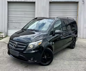 Mercedes-Benz Metris de Pasajeros 2016 Usado, Limpio, con Volante a la Izquierda/Derecha - Product Image 1