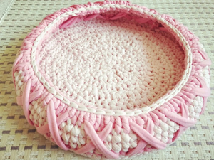 Lit douillet <span class=keywords><strong>pour</strong></span> animaux de compagnie <span class=keywords><strong>au</strong></span> <span class=keywords><strong>crochet</strong></span>, maison tricotée épaisse, cadeau fait main, fil épais, tanière <span class=keywords><strong>pour</strong></span> <span class=keywords><strong>chien</strong></span> et chat <span class=keywords><strong>au</strong></span> <span class=keywords><strong>crochet</strong></span>, couchette <span class=keywords><strong>pour</strong></span> chaton en bandes de tissu - Product Image 4