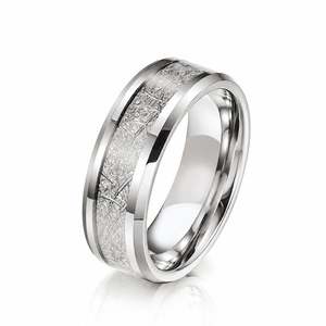 Anillo de Boda para Hombre Jeulia de Acero Inoxidable Chapado en Oro con Incrustaciones de Meteorito Imitado - Product Image 2