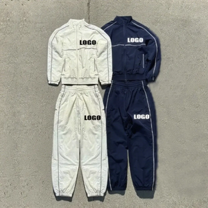 Conjunto Deportivo de Invierno Personalizado de Alta Calidad, Transpirable, Sólido, para Exteriores, Chaqueta Cortavientos de Poliéster y Algodón con Cremallera, Pantalones con Capucha y Cintas - Product Image 5