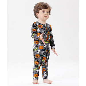 Combinaison convertible en bambou avec fermeture éclair pour bébé, design avec fermeture éclair intégrée aux pieds - Product Image 5