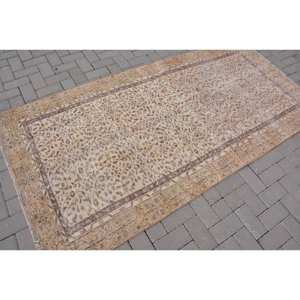 Alfombra Vintage Turca de Lana Ecológica de Pelo Medio, 3.9 pies x 7.6 pies, Beige Marrón, Diseño Clásico Rectangular de Gran Área con Parches - Product Image 2