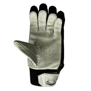 ถุงมือตีคริกเก็ตหนังคุณภาพสูง สวมใส่สบาย  รับทำโลโก้  ตัวเลือกขนาดและสี  ออกแบบสำหรับคนถนัดซ้ายและขวา  พร้อมที่จับกันลื่นสำหรับฤดูหนาว - Product Image 6