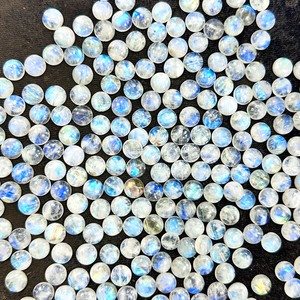 Pierre de lune arc-en-ciel naturelle de 6 mm, cabochon rond à dos plat, pierres précieuses en vrac pour la fabrication de bijoux, lot en gros, Inde, approvisionnement en vrac - Product Image 1