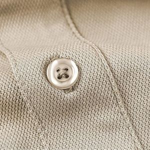 Nouveau polo pour hommes de bonne qualité Logo personnalisé en coton peigné disponible en stock coupe classique - Product Image 5