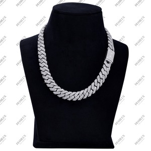 Cadena Cubana con Incrustaciones de Diamantes VVS, Acabado en Oro Blanco, Joyería de Lujo al Mejor Precio, Collares con Colgante - Product Image 5