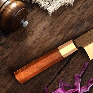 มีดเชฟเหล็กดามัสกัสพร้อมด้ามจับไม้ทำจากหนังวัว - Product Image 5