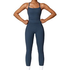 Nouveaux ensembles de yoga brossé personnalisés OEM pour femmes Haut court 2 pièces à manches longues Vêtements de sport Tenues d'entraînement 4 pièces pour femmes - Product Image 6