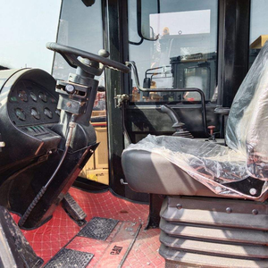 Cargadora de ruedas Caterpillar CAT 966G 966H 966L modelo 2022, de bajo consumo y poco uso, en venta a precios asequibles. - Product Image 5