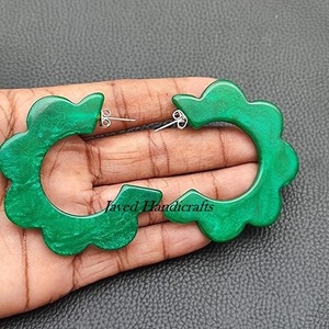 คุณภาพสูงสีที่ดีที่สุดที่ปรับแต่งได้เรซิ่นต่างหูลดลงเทรนด์ใหม่สไตล์วินเทจสำหรับงานแต่งงานเครื่องประดับที่ตรงกันทั้งหมด - Product Image 2