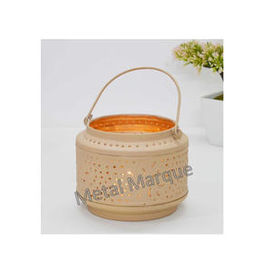 โคมไฟแขวนโลหะแกะสลักลายหรูหรา สีชมพู สำหรับใส่เทียนทีไลท์ ตกแต่งสไตล์โมร็อกโก - Product Image 5