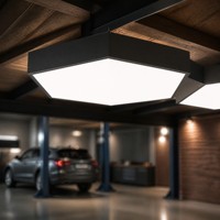 Plafonnier LED modulaire hexagonal pour garage et atelier intérieur