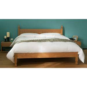 Estructura de cama de madera maciza artesanal: diseño minimalista indonesio - Product Image 3