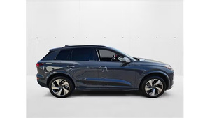 2025 ออดี้ คิว6 อี-ทรอน พรีเมียม พลัส สภาพดี ใช้งานน้อย - Product Image 3