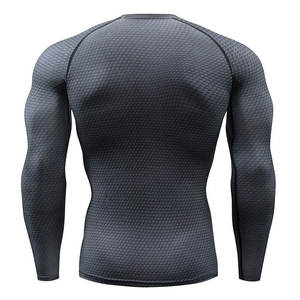 Diseño único superventas logotipo personalizado hombres Rash Guard bajo MOQ precio al por mayor hombres Rash Guard - Product Image 2