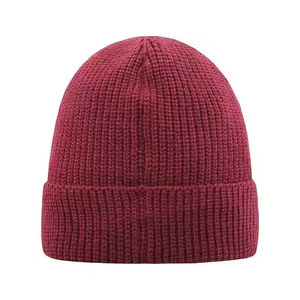 Gorro de Punto de Poliéster para Adultos, Color Vibrante, Gorro de Invierno, Logotipo Personalizado, Estilo Urbano, Venta al por Mayor en PROCESS IMPEX - Product Image 2