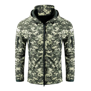 Chaquetas Softshell Sublimadas con Diseño Personalizado, Resistentes al Viento, Impermeables, Transpirables, con Cierre de Cremallera, Cuello Alto y Logotipo Frontal, Estilo Urbano - Product Image 1