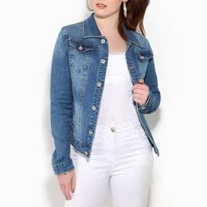 Vestes en jean mi-longues pour femmes sur mesure Vente en gros Quantité en vrac Couleur unie Street Wear Veste en jean pour dames - Product Image 3