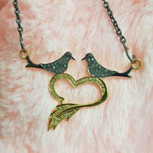 จี้เพชรประดับ925โรเดียมสีดำสำหรับผู้หญิงประดับรูปนกสไตล์วินเทจขนาด42x30มม. - Product Image 2