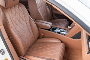 รถยนต์ซีดาน Flying Spur 4WD/AWD ปี 2015 สภาพดี พร้อมขาย - Product Image 4