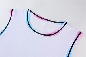 Conjunto de camiseta y pantalones cortos de baloncesto transpirables personalizados, uniforme de entrenamiento para hombres jóvenes - Product Image 3