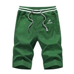 กางเกงขาสั้นผ้าฝ้ายผู้ชายมีกระเป๋าข้าง2ข้างสไตล์ใหม่สำหรับใช้กลางแจ้งและบาสเก็ตบอล - Product Image 1