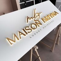 Huruf Channel Branding Dinding Bercahaya dari Baja Anti Karat Emas Custom untuk Logo 3D Kantor dengan Lampu LED Backlit