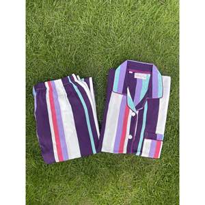 Vêtements de nuit à rayures pour femmes confortables et élégants - Product Image 2