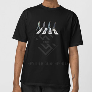 เสื้อยืดพิมพ์ลายดีไซน์ล่าสุด ปรับแต่งได้ สวมใส่สบาย สีและโลโก้ตามสั่ง ผ้าโพลีเอสเตอร์/คอตตอน ระบายอากาศได้ดี เป็นมิตรกับสิ่งแวดล้อม - Product Image 1