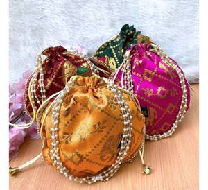 Bolso de mano informal con cierre abierto de diseñador con trabajo de Bordado de hilo Ligero y duradero Favor DE BODA Bolsas Potli - Product Image 1