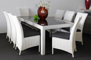 Ensemble de salle à manger de style moderne pour l'extérieur Matériau en rotin PE résistant à l'eau et facile à nettoyer pour le jardin ou le patio - Product Image 6