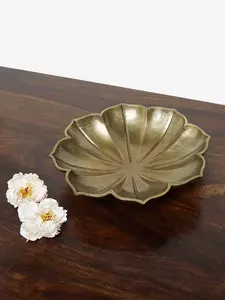 <b>Large</b> Golden Decorative Shining Hammered Brass <b>Candle</b> Bowl Premium Quality Trendy <b>Candle</b> Holder Polished Technique - Product Image 2