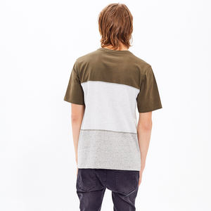 เสื้อยืดทรงหลวมลำลองสีบล็อกแขนสั้นสำหรับผู้ชายเสื้อยืดสีตัดกัน - Product Image 5