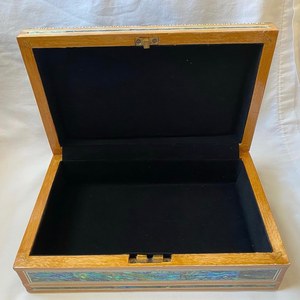 Boîte à bijoux en nacre avec motifs complexes, parfaite pour les lignes de beauté en gros - Product Image 2