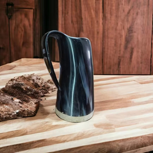 Taza de cuerno natural hecha a mano, recipiente rústico ecológico, taza elegante y duradera, perfecta para café, té, whisky, propósito de regalo - Product Image 1