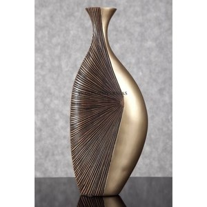 Eye Catching Look Antique Beautiful Designer High Grade Gold Plated Aluminum Casted Flower Vase Home Decor <b>Supplies</b> From India - Product Image 1